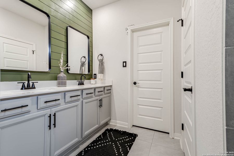 Furnished interior view inside a new home in Prescott Oaks, San Antonio (Image 19).