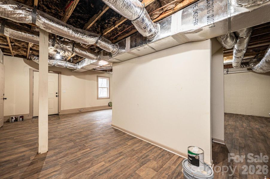 Image 32 of a home in .