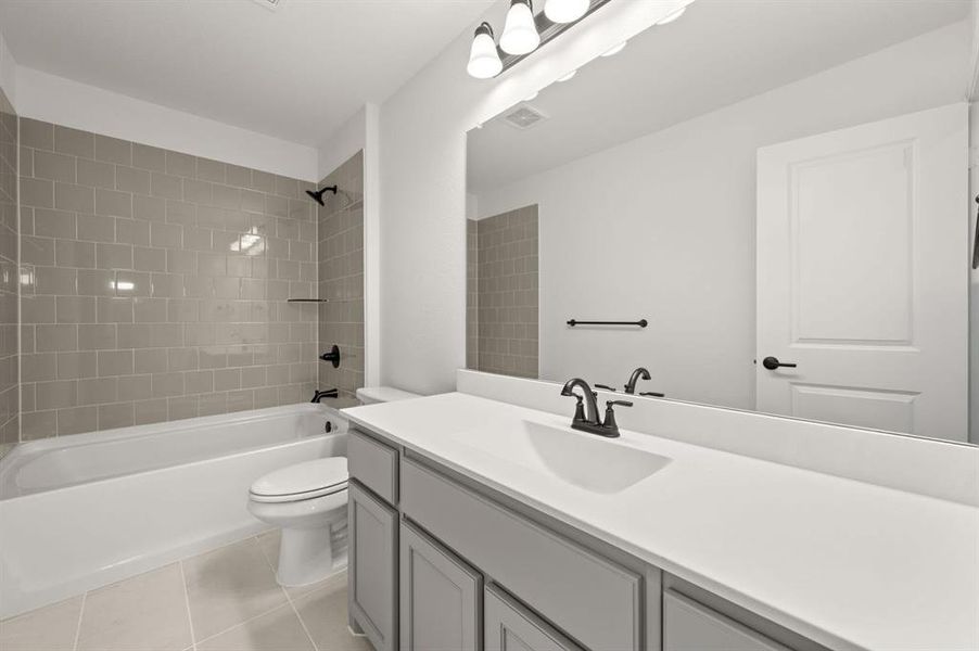 Furnished interior view inside a new home in Coyote Crossing, Godley (Image 16).