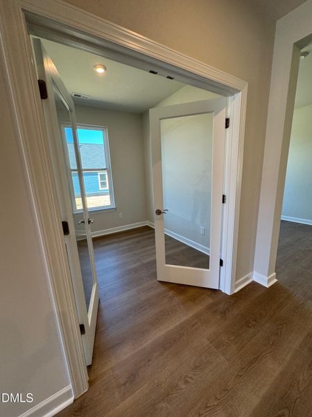 160 Serene Crossing - Office