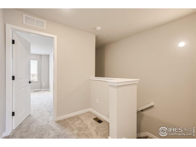 2nd floor landing 2nd floor landing