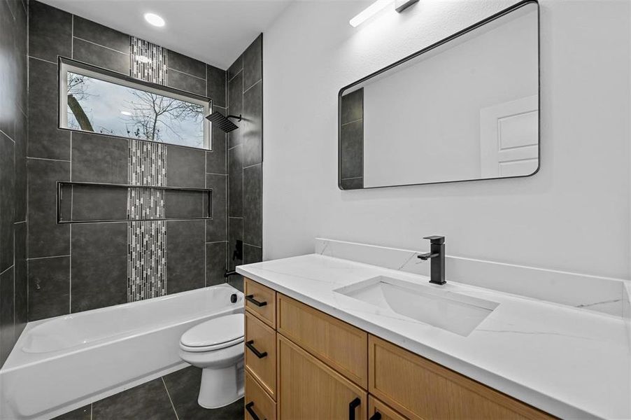 Furnished interior view inside a new home in , Dallas (Image 16). Furnished interior view inside a new home in , Dallas (Image 16).