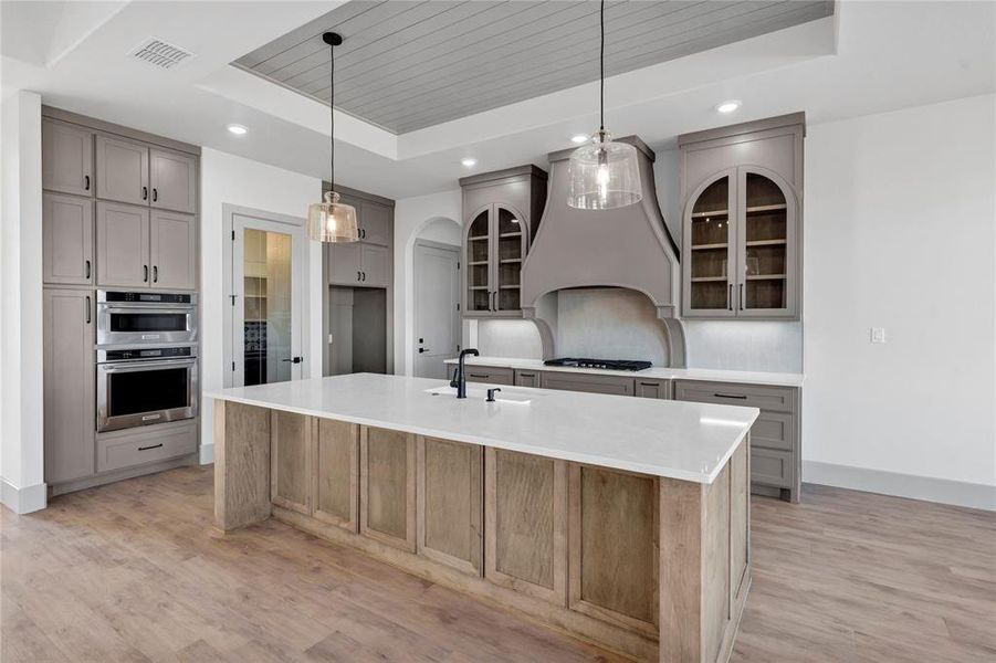 Furnished interior view inside a new home in , Tolar (Image 9).