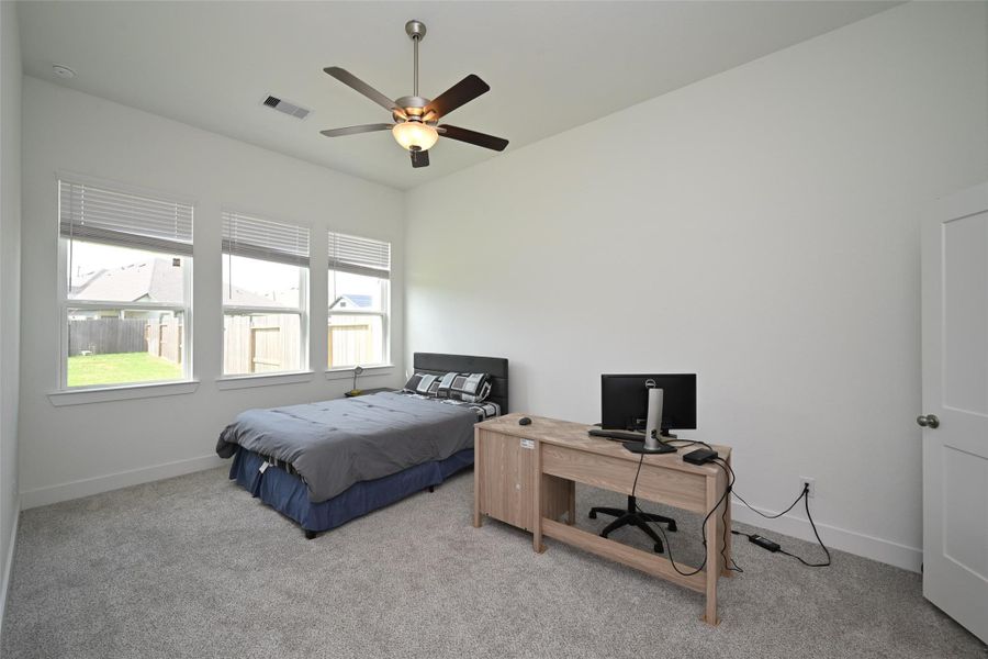 Furnished interior view inside a new home in , Missouri City (Image 13).