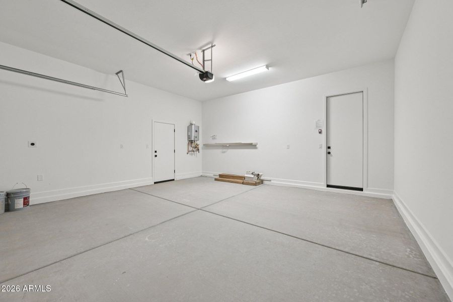 37-web-or-mls-E Saddle Way-S0902-037