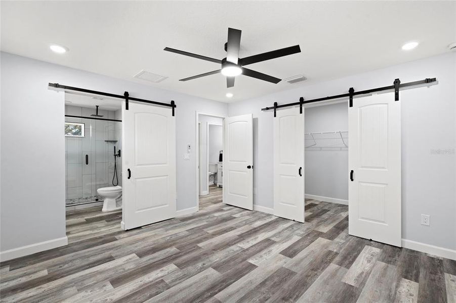 Spacious, unfurnished interior of a new home in , Okeechobee (Image 23).