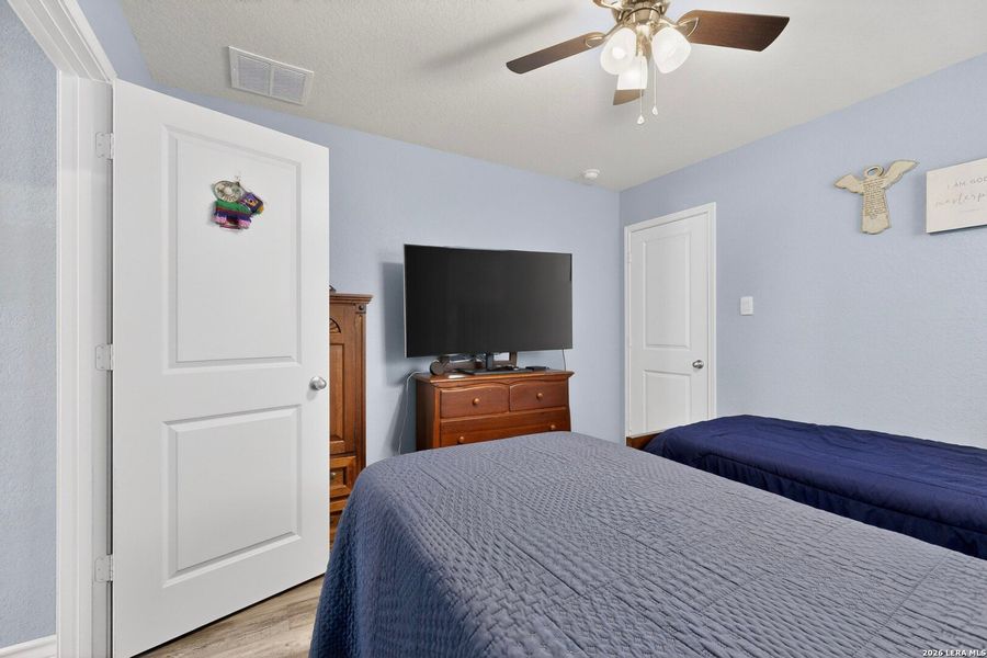 Furnished interior view inside a new home in Redbird Ranch, San Antonio (Image 15). Furnished interior view inside a new home in Redbird Ranch, San Antonio (Image 15).
