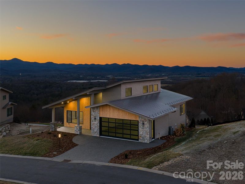 Image 46 of a home in .