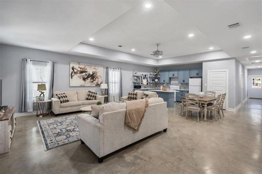 Furnished interior view inside a new home in , Malakoff (Image 15).