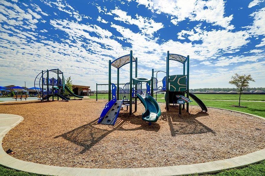 Community amenities in Harrington Trails, New Caney (Image 15).
