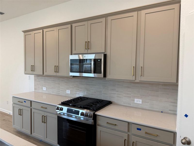 Furnished interior view inside a new home in La Cima, San Marcos (Image 8).