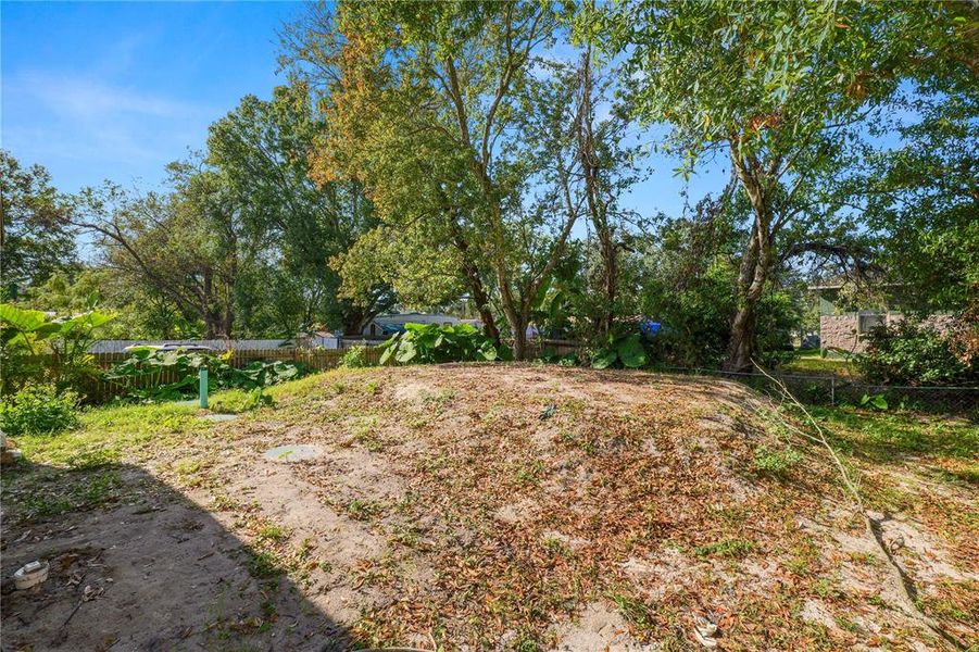 Natural landscape and outdoor views near in Lakeland (Image 26). Natural landscape and outdoor views near in Lakeland (Image 26).