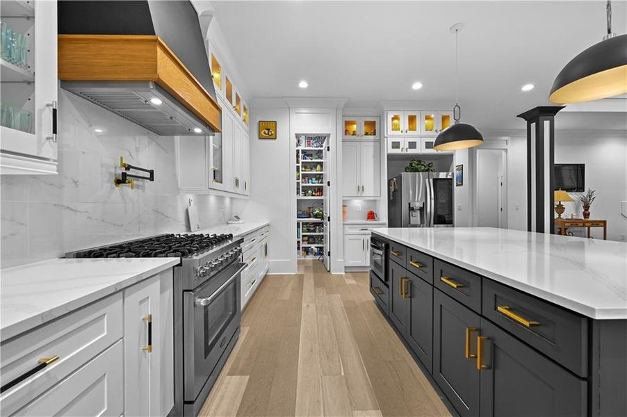 Furnished interior view inside a new home in , Buford (Image 14).