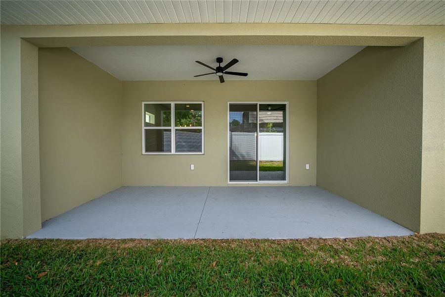 Exterior details and patio area of a home in , Ocala (Image 20).