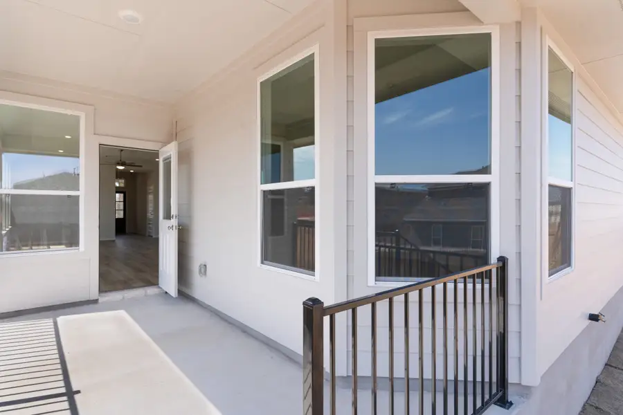 Exterior details and patio area of a home in Nolina, Georgetown (Image 3).