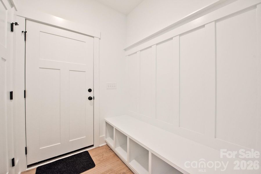 Spacious, unfurnished interior of a new home in , Concord (Image 26).