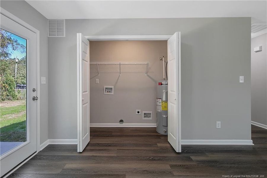Laundry area Laundry area