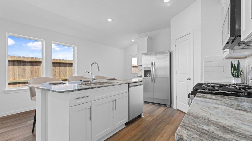 Representative furnished interior of a home built from the DIANA by D.R. Horton in Lakes at Westland Ranch, League City (Image 8).