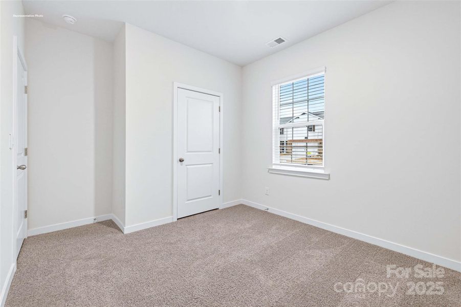 Spacious, unfurnished interior of a new home in Woodhaven at Chester, Chester (Image 18).