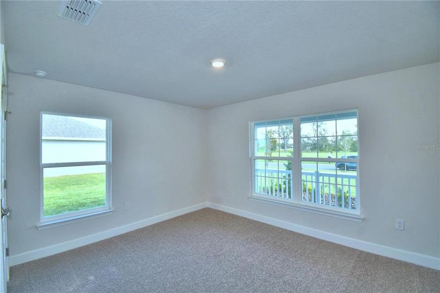 Spacious, unfurnished interior of a new home in Knights Landing, Lakeland (Image 24).