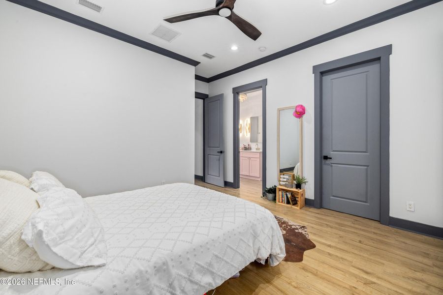 Furnished interior view inside a new home in , Jacksonville (Image 50).