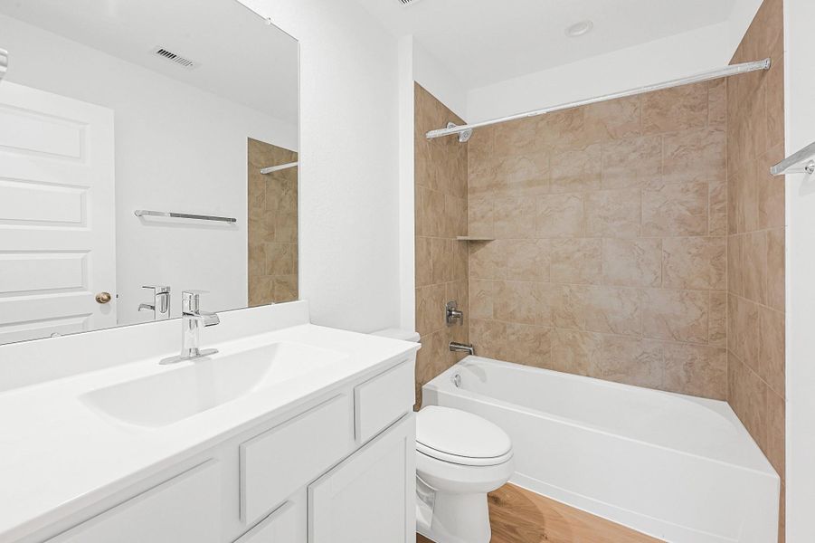 *Images and 3D tour are for illustration only and options may vary from home as built. *Images and 3D tour are for illustration only and options may vary from home as built.