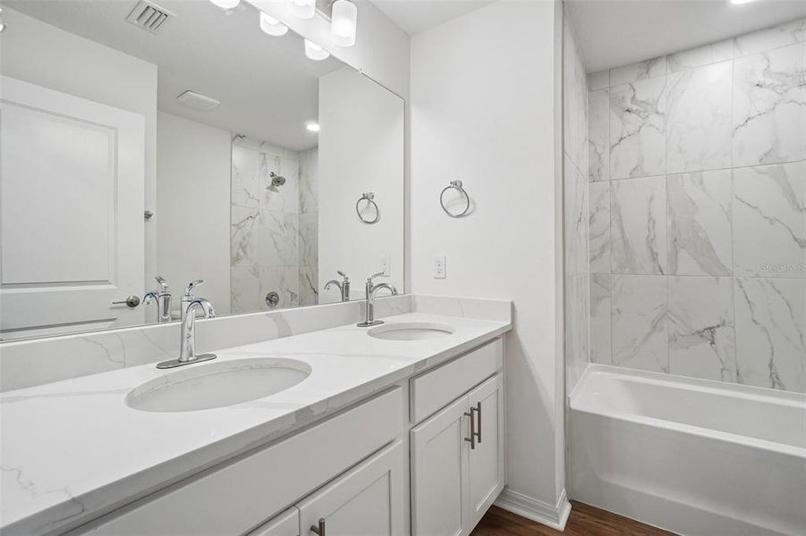 Furnished interior view inside a new home in Twin Oaks, Zephyrhills (Image 5).