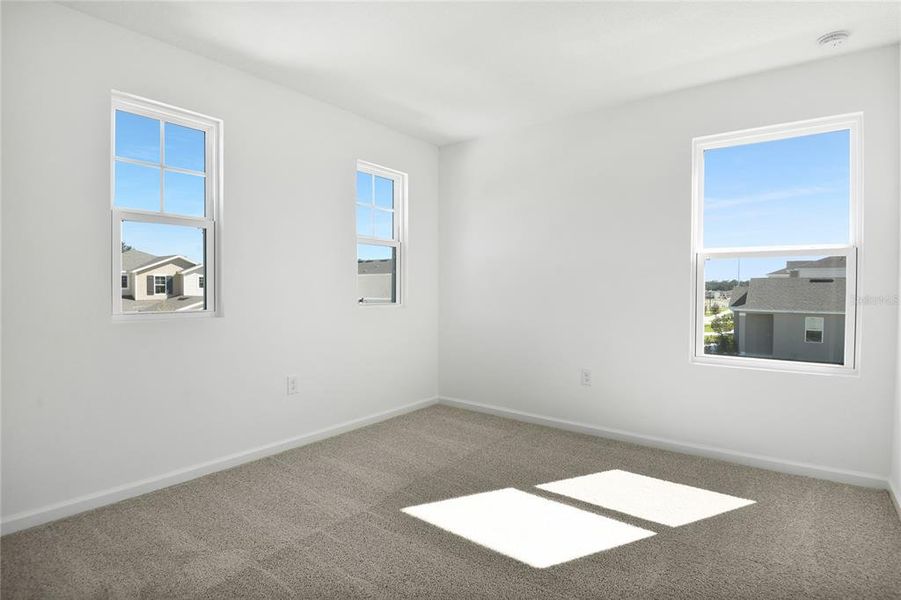 Spacious, unfurnished interior of a new home in Seasons at Shores of Lake Dell, Dundee (Image 17).