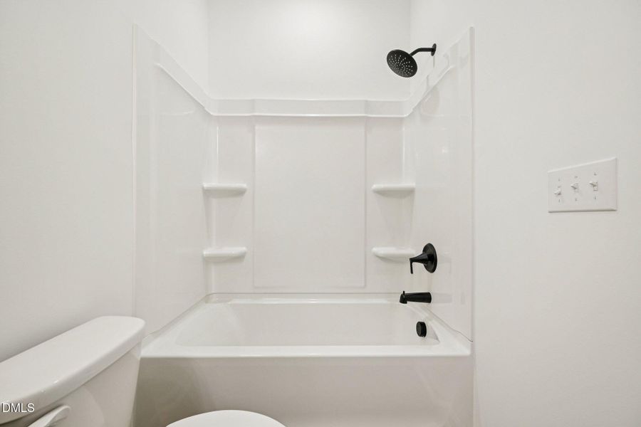 44-web-or-mls-Erastus Ct-S0502-044