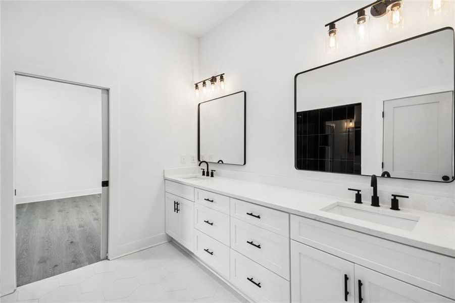 Furnished interior view inside a new home in , Atlanta (Image 6).