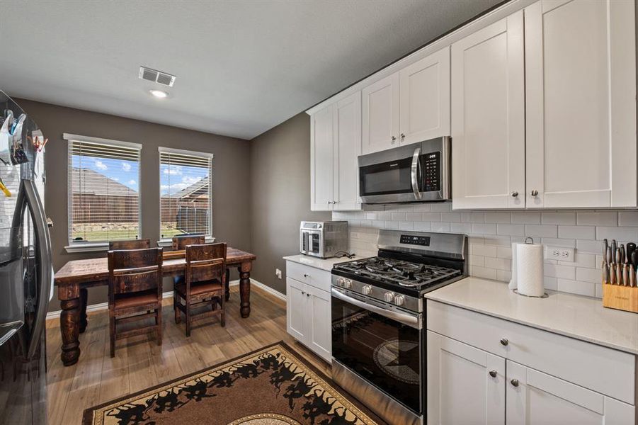 Furnished interior view inside a new home in Eastland, Crandall (Image 11).