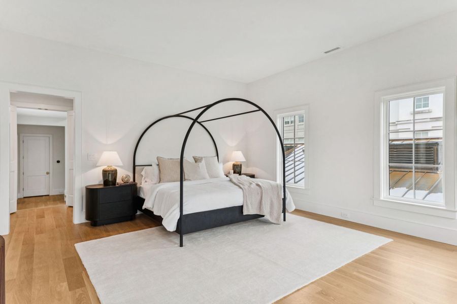 Furnished interior view inside a new home in , Charleston (Image 43).