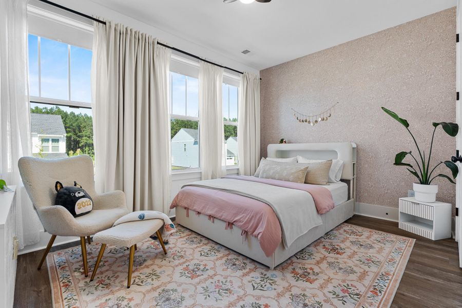 Furnished interior view inside a new home in , Ravenel (Image 11).