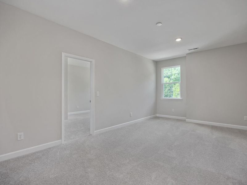 Spacious, unfurnished interior of a new home in Sage on North Main, Wake Forest (Image 24). Spacious, unfurnished interior of a new home in Sage on North Main, Wake Forest (Image 24).