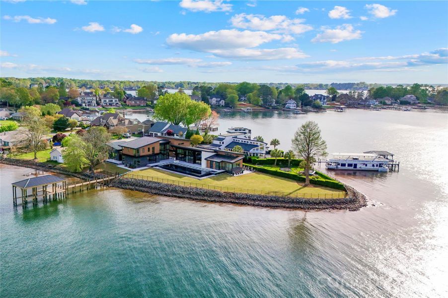 Image 44 of a home in .