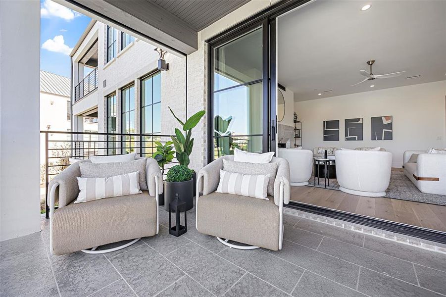 (Photo of model showroom) (Photo of model showroom)