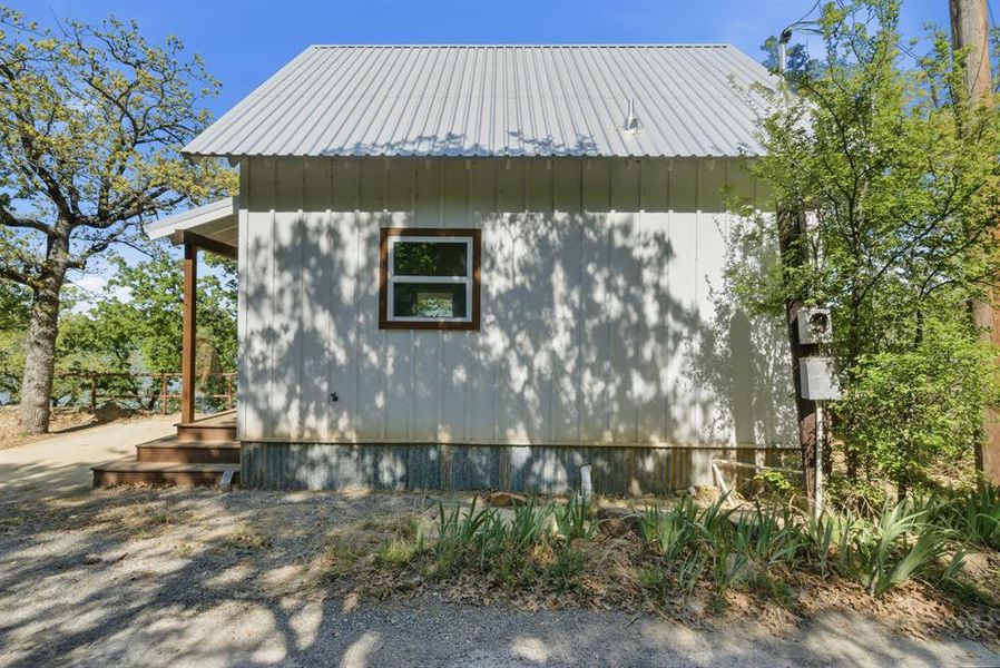 Exterior details and patio area of a home in , Gordon (Image 17).
