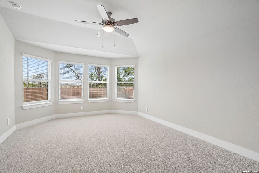 Spacious, unfurnished interior of a new home in Carmel Ranch, Schertz (Image 41). Spacious, unfurnished interior of a new home in Carmel Ranch, Schertz (Image 41).