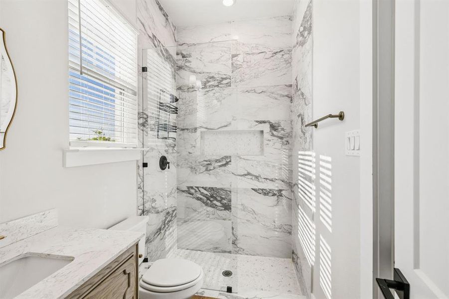 Furnished interior view inside a new home in , Leonard (Image 25).