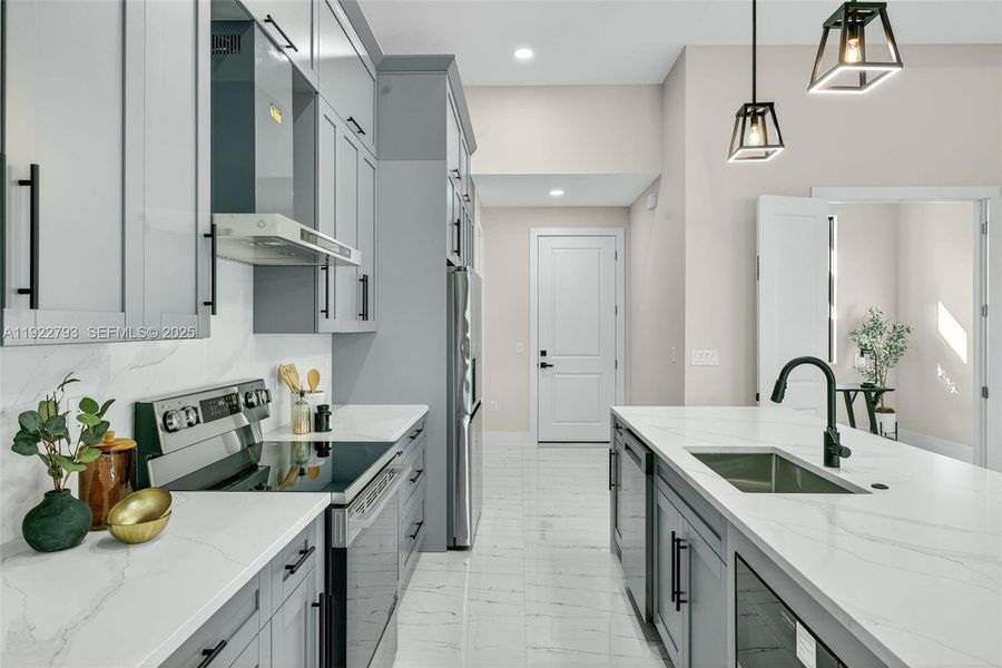 Furnished interior view inside a new home in , Cape Coral (Image 13).