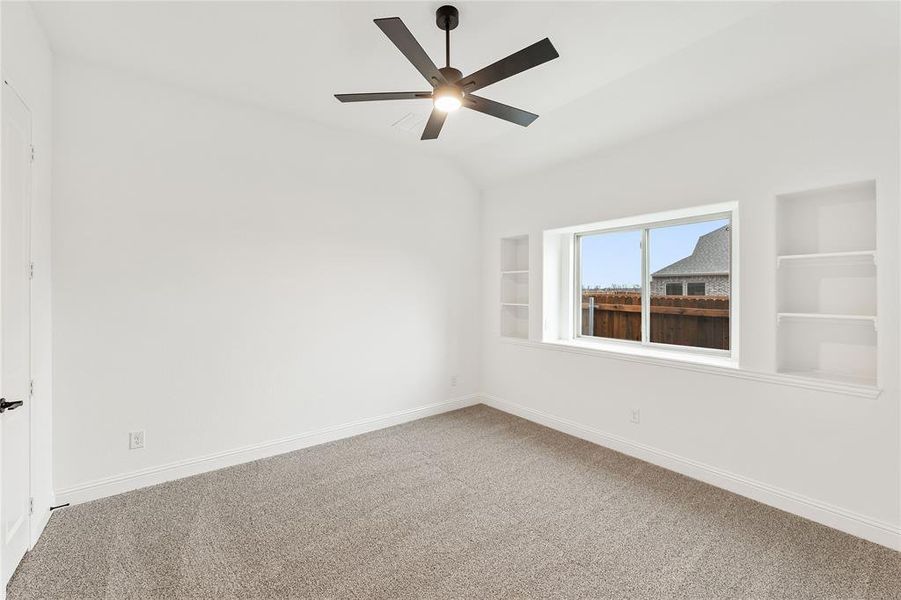 Spacious, unfurnished interior of a new home in Stone River Glen 60s, Royse City (Image 26).