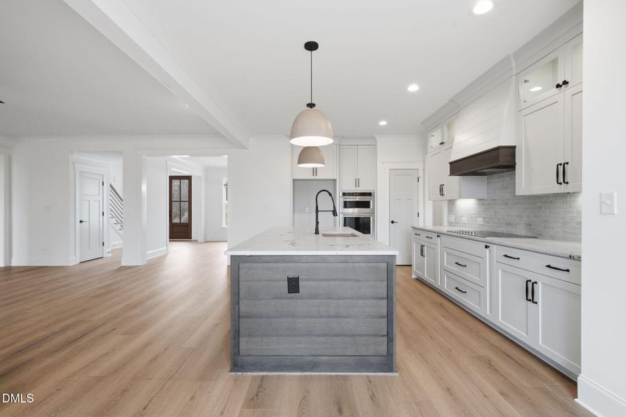 19-web-or-mls-19-web-or-mls-untitled-21 19-web-or-mls-19-web-or-mls-untitled-21