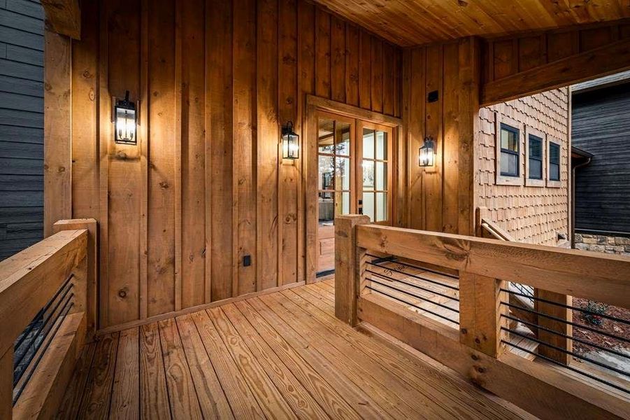 Exterior details and patio area of a home in , McCaysville (Image 32).