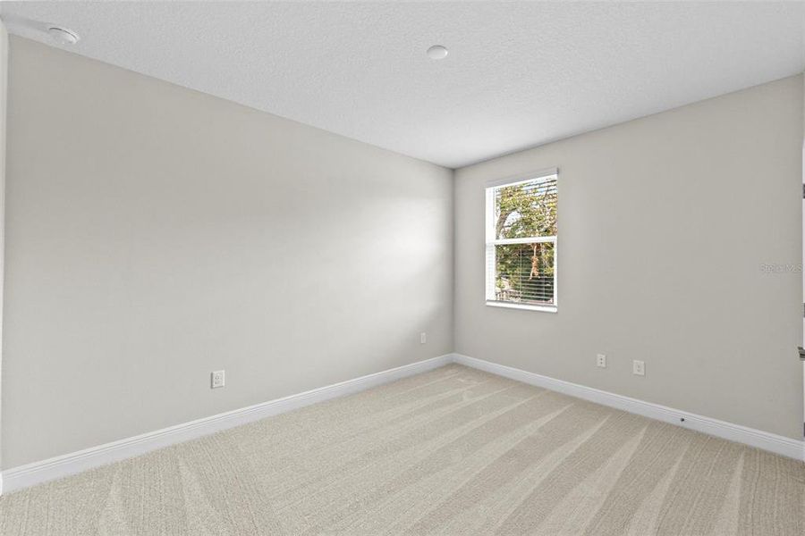 Spacious, unfurnished interior of a new home in , St. Petersburg (Image 43).