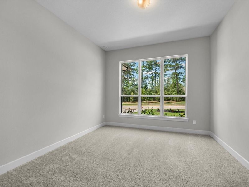 Spacious, unfurnished interior of a new home in Kresston, Montgomery (Image 14).