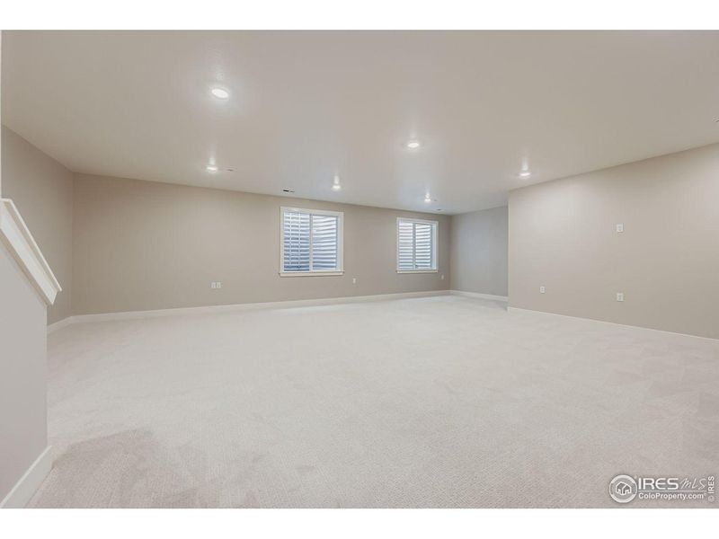 Spacious, unfurnished interior of a new home in , Broomfield (Image 43).