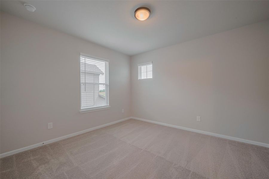 Spacious, unfurnished interior of a new home in La Segarra, Brookshire (Image 31).