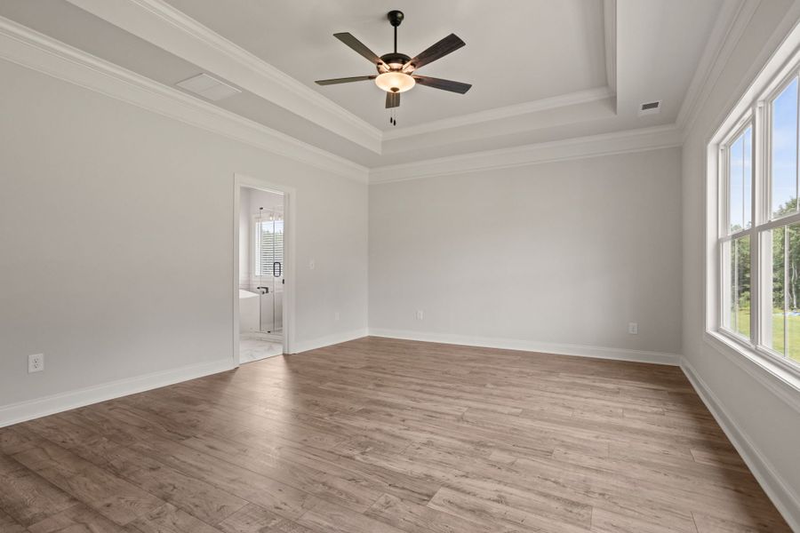 Spacious, unfurnished interior of a new home in Cherokee Knoll, Williamston (Image 19).