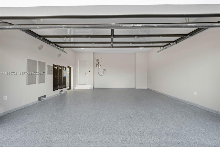 Spacious, unfurnished interior of a new home in , North Miami Beach (Image 22).