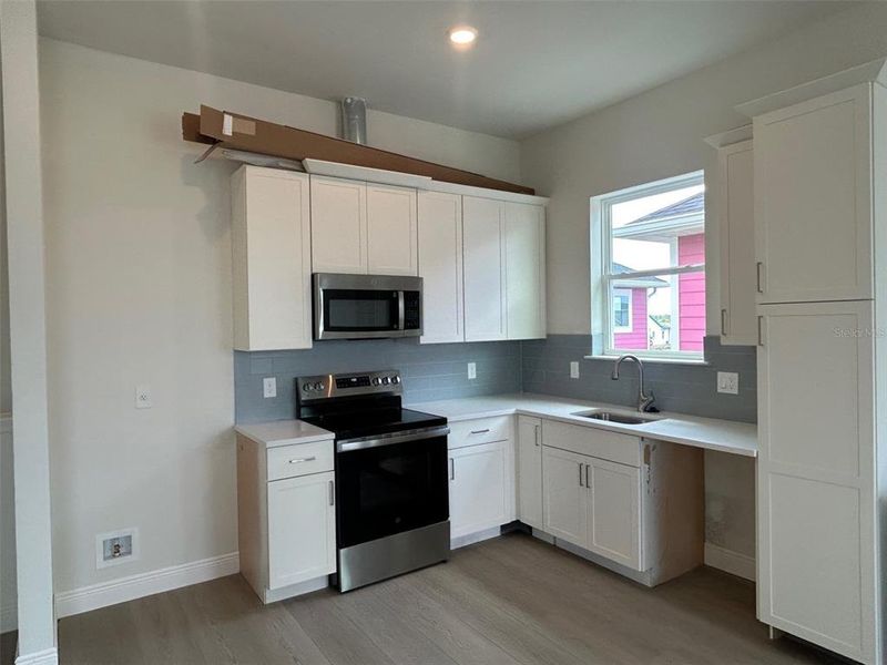 Furnished interior view inside a new home in Laureate Park, Orlando (Image 10). Furnished interior view inside a new home in Laureate Park, Orlando (Image 10).
